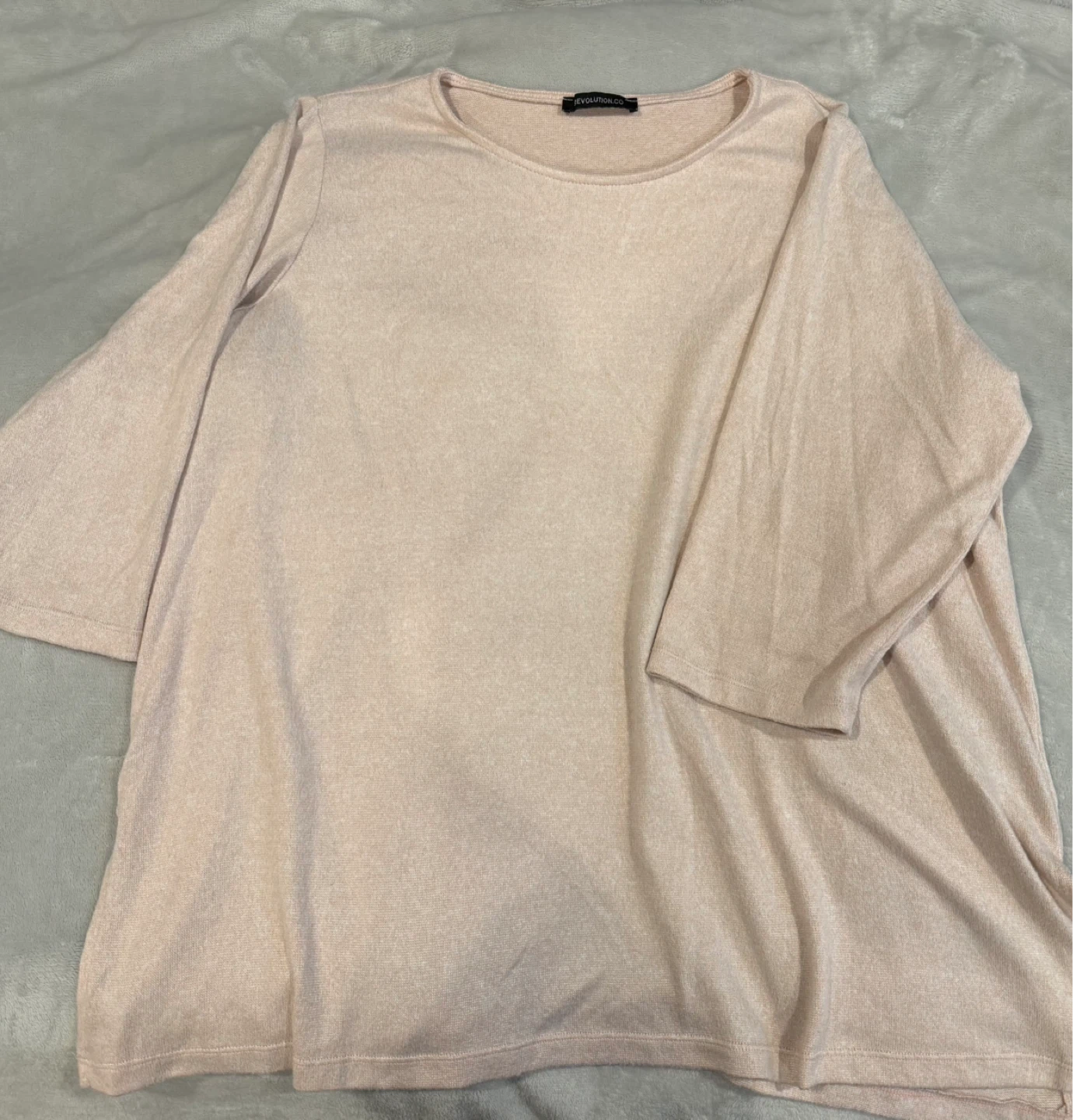 Evolution Women's 1X Pink Sweater