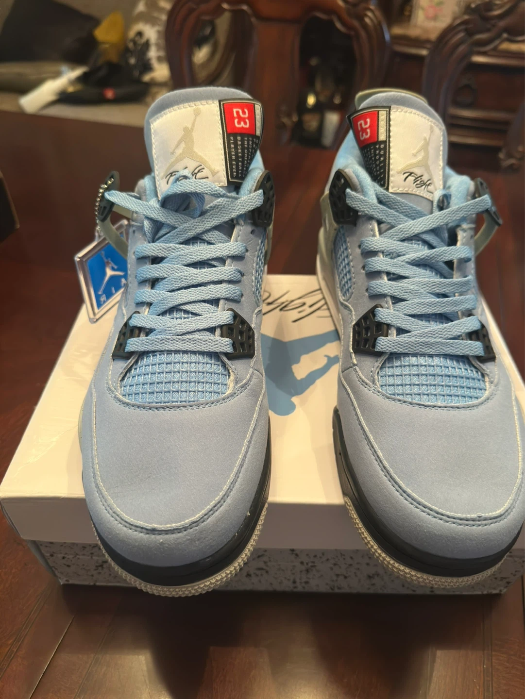 Air Jordan 4 Retro 'University Blue' Sneakers