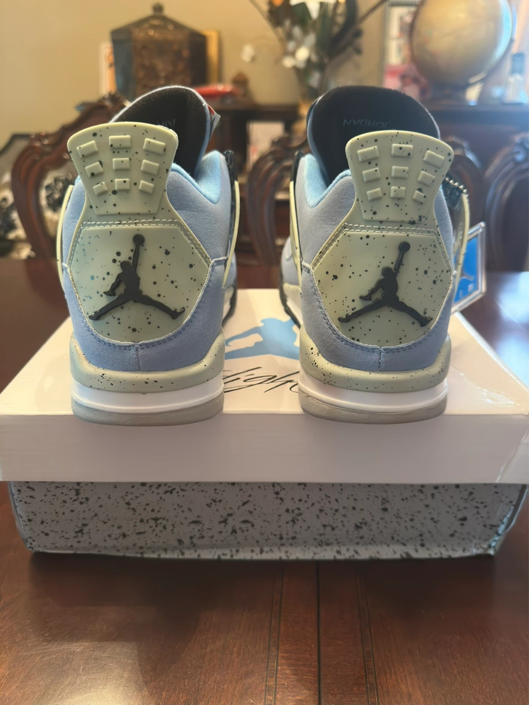 Air Jordan 4 Retro 'University Blue' Sneakers - photo 3