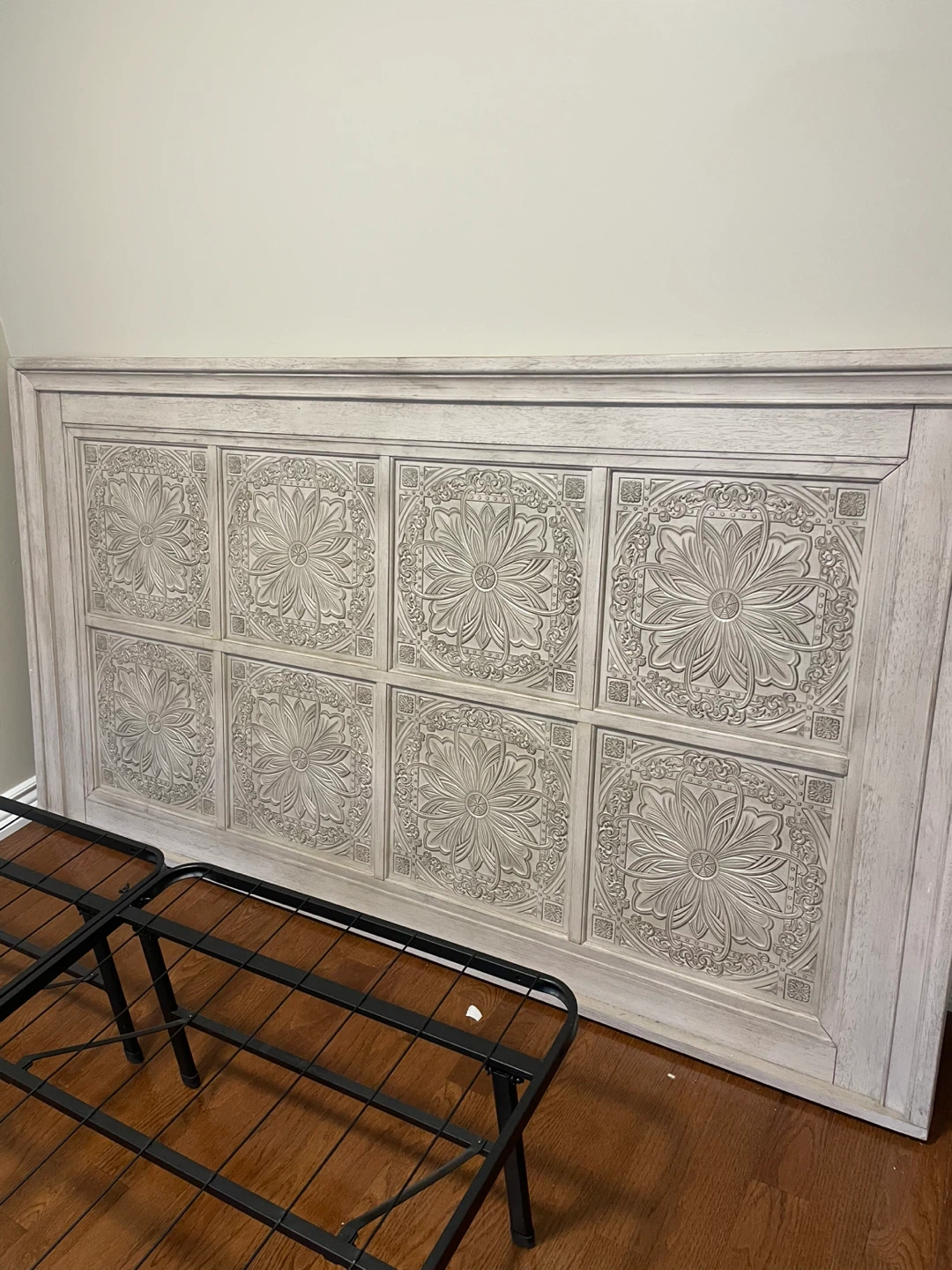 Vintage-Style Carved Headboard King