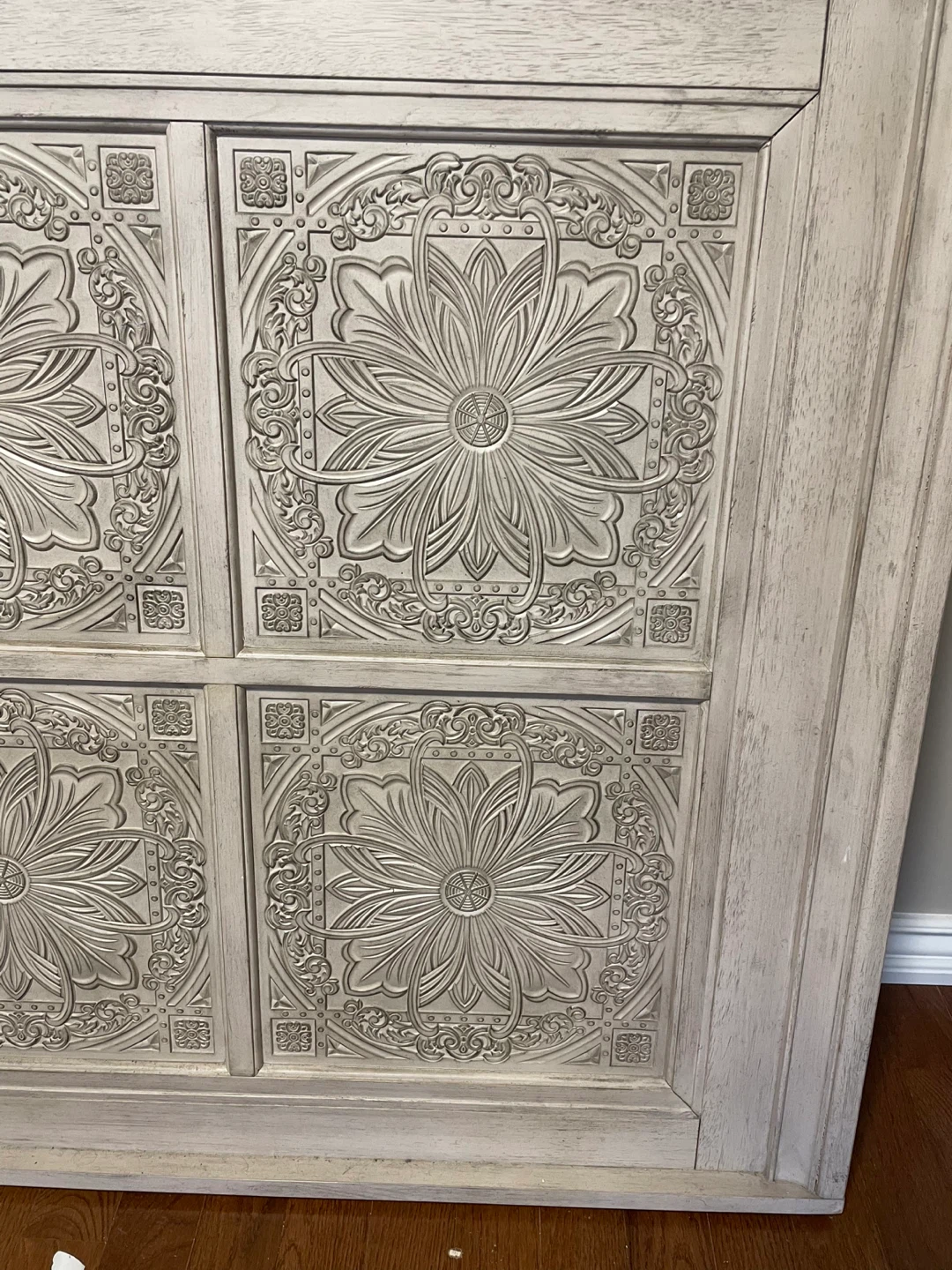 Vintage-Style Carved Headboard King - photo 2