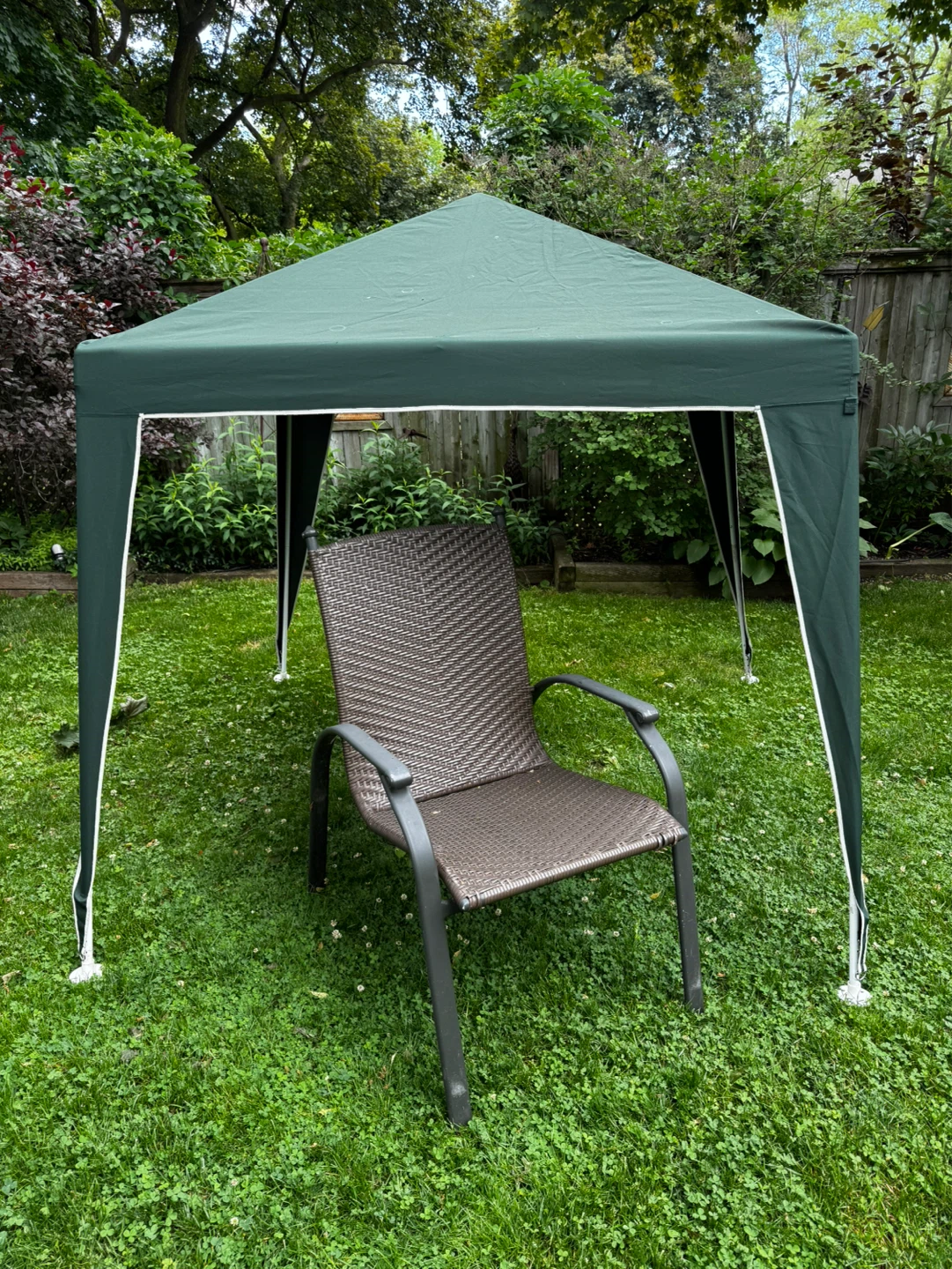Green Gazebo Canopy Tent with Hole