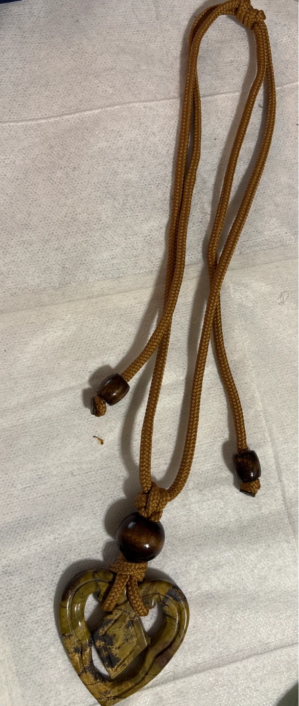 Heart jasper pendant necklace⚽️