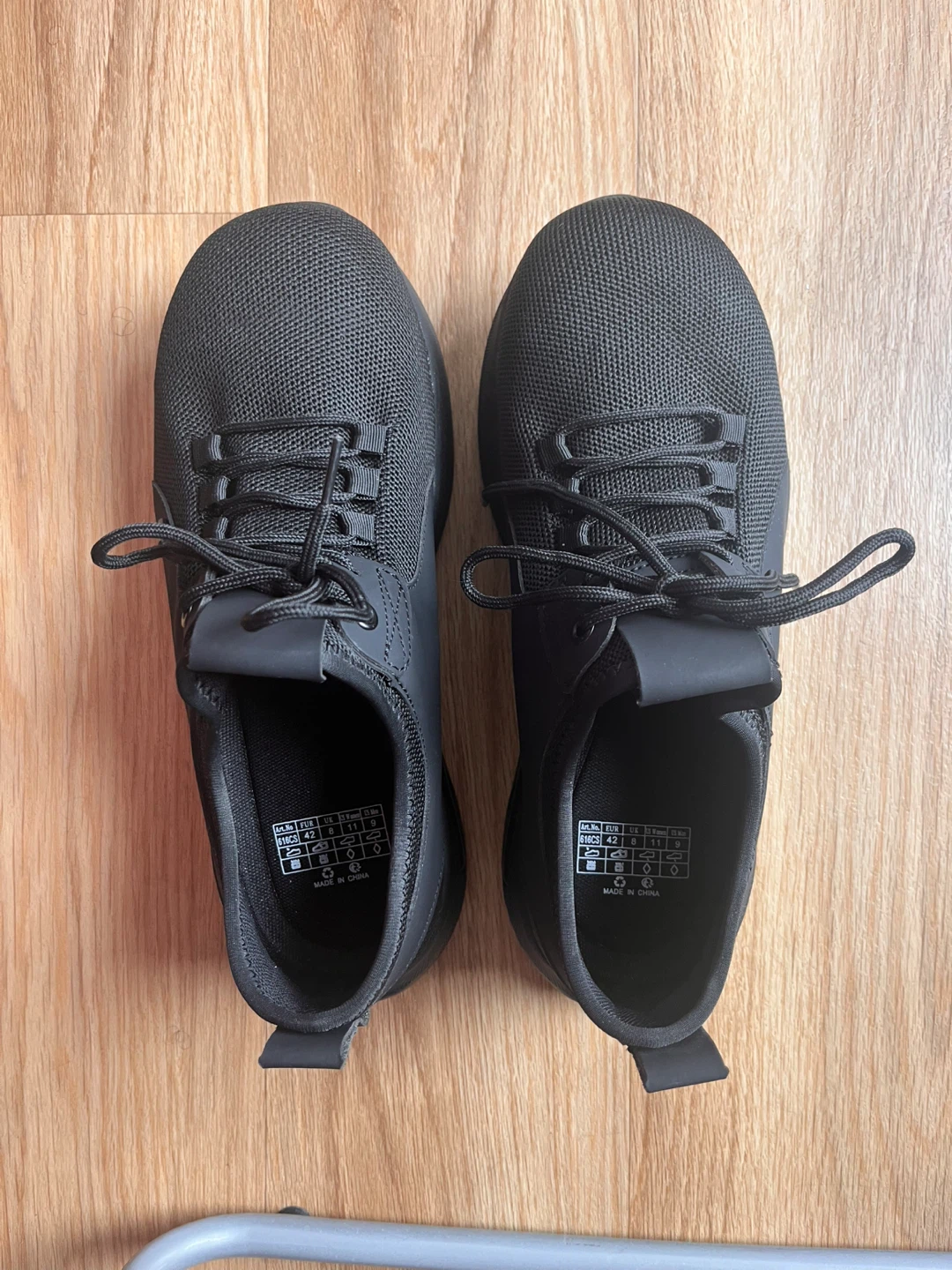 Black Nonslip/Oil and Water Resistant Boots Unisex
