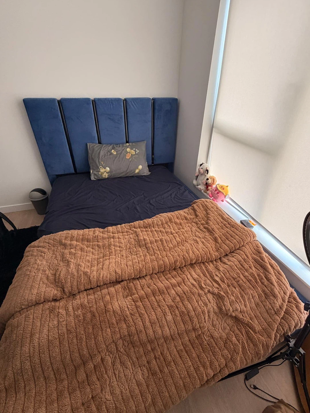 Blue upholstered bed frame - photo 2