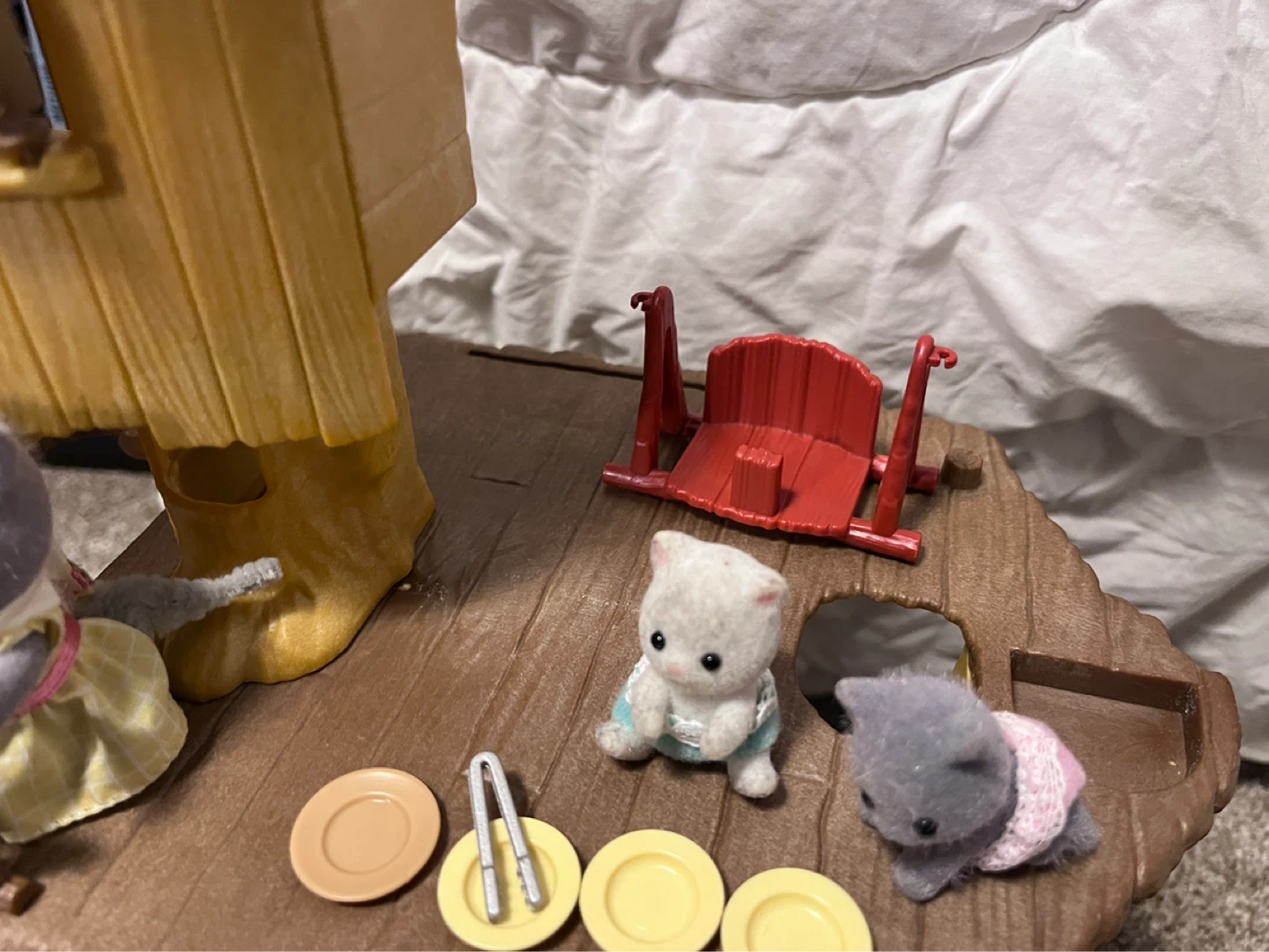 Calico Critters Treehouse Playset with Figures ⚽️ - photo 3