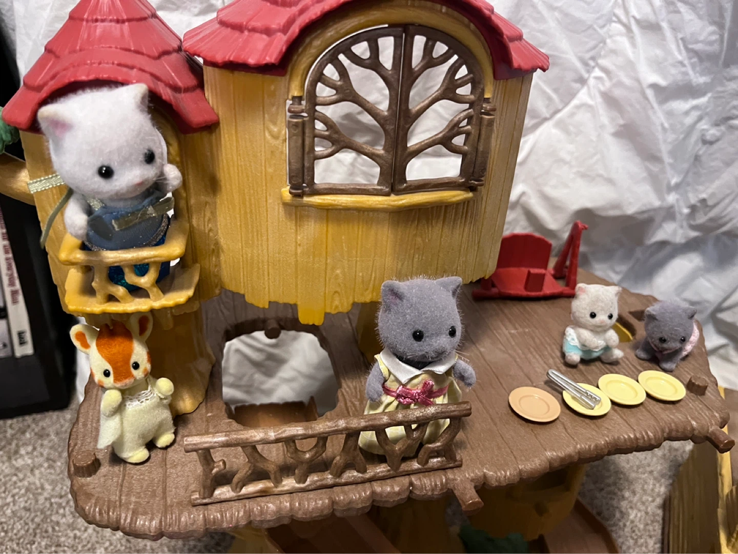 Calico Critters Treehouse Playset with Figures ⚽️ - photo 2
