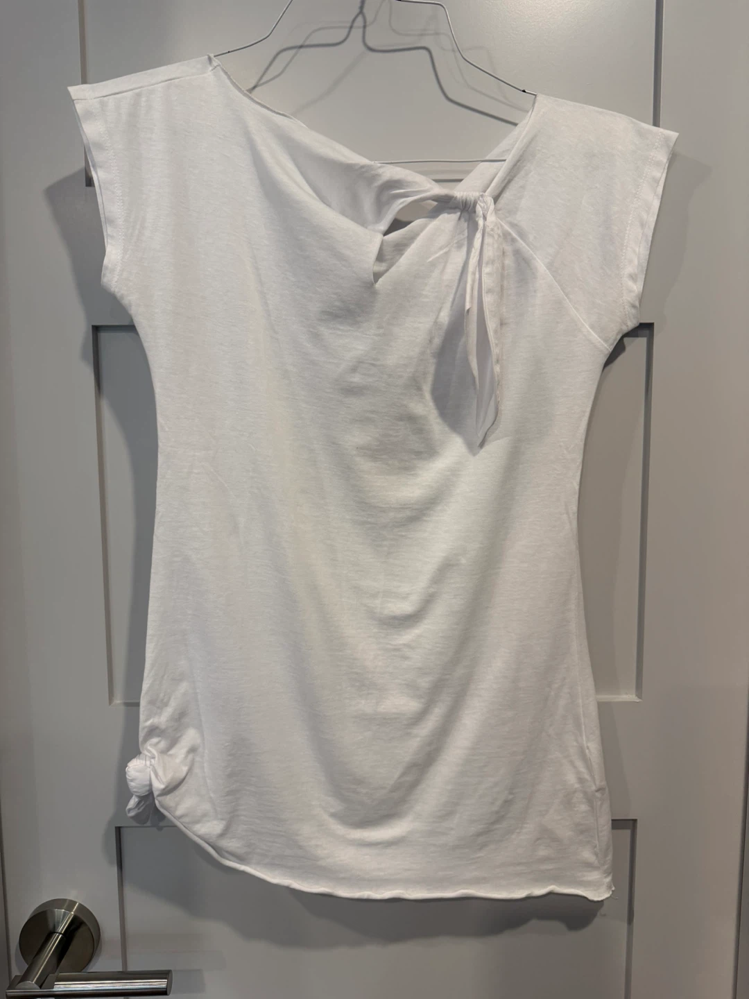 Calliope Women's White Twist Neck T-Shirt - Size M