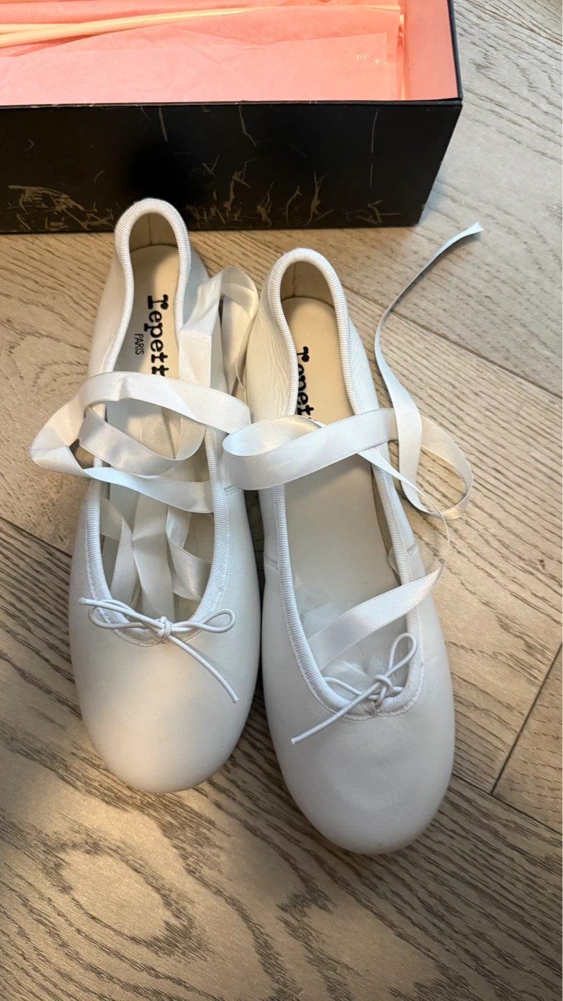 Repetto White Leather Ballet Flats