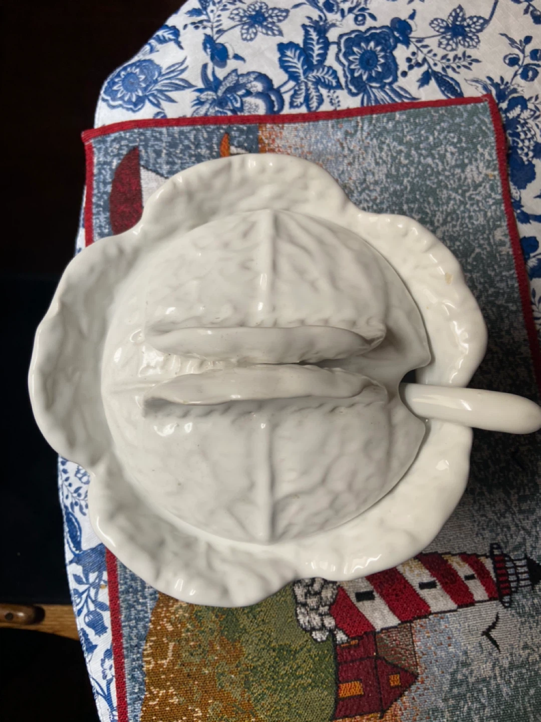 White Cabbage Serving Bowl with Lid and Spoon - photo 2