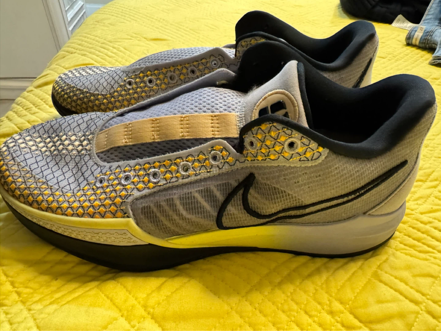 Nike Kyrie Low 2 "Spongebob" (CT2723-002) - photo 4