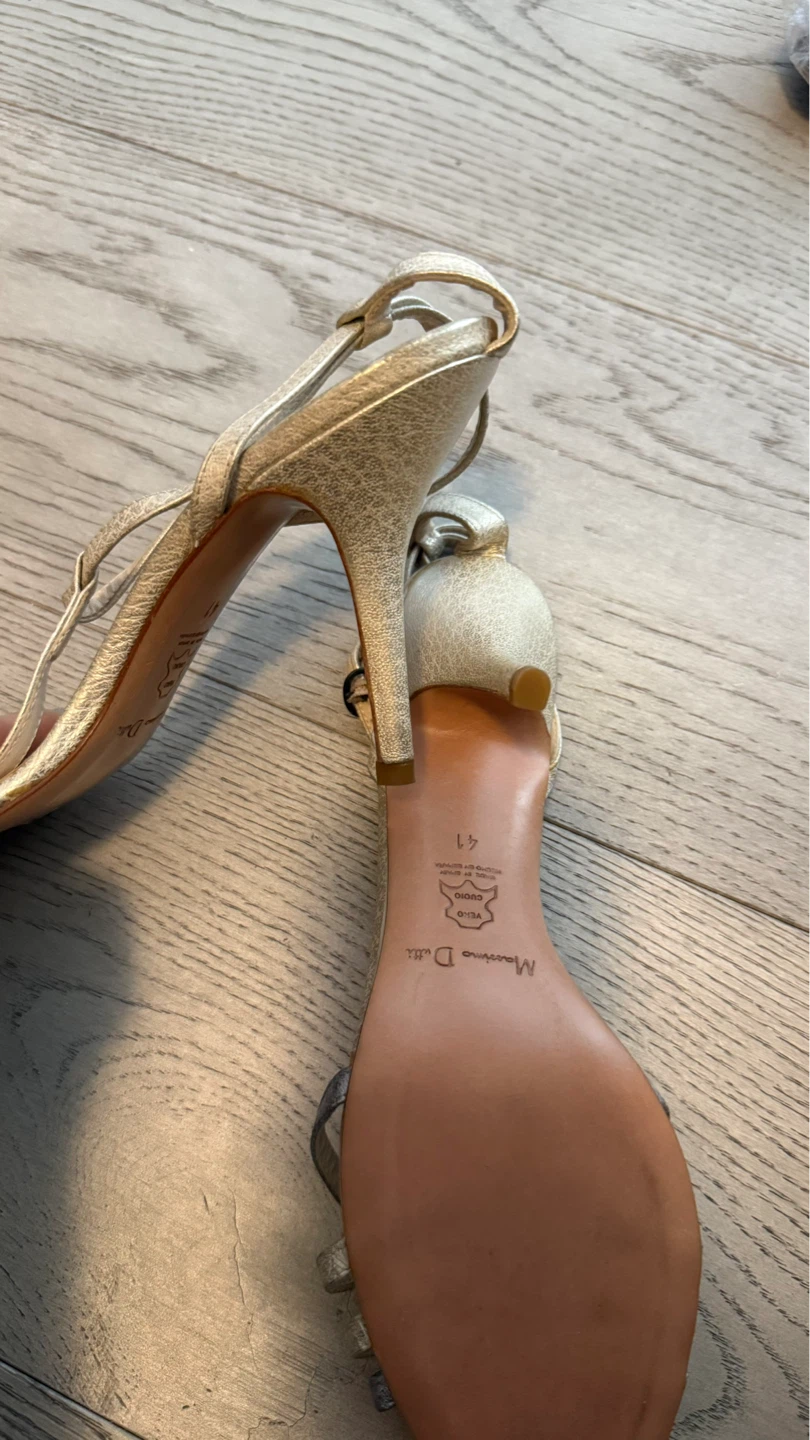 Massimo Dutti Gold Strappy Heels Size 41 - photo 3