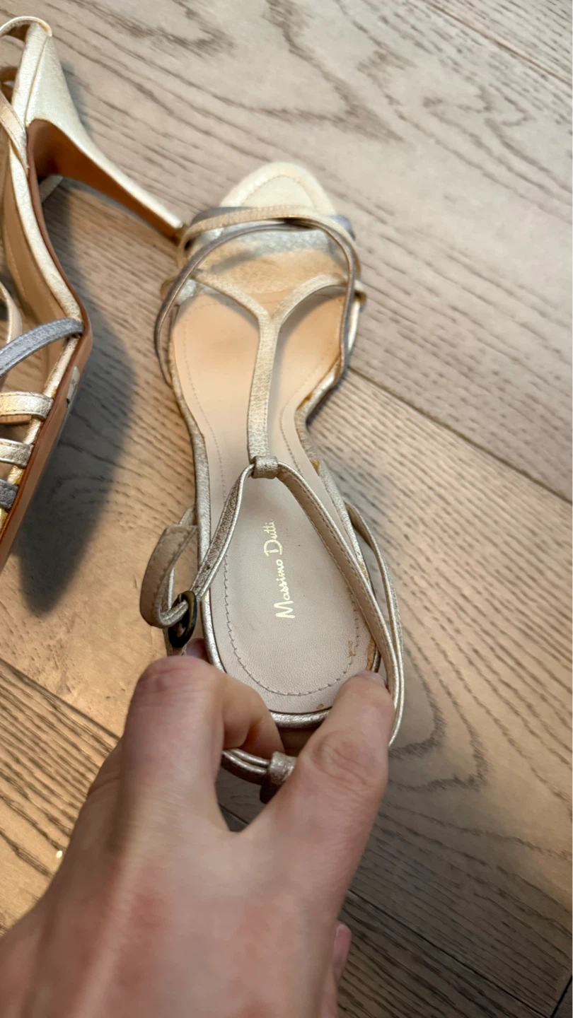 Massimo Dutti Gold Strappy Heels Size 41 - photo 2
