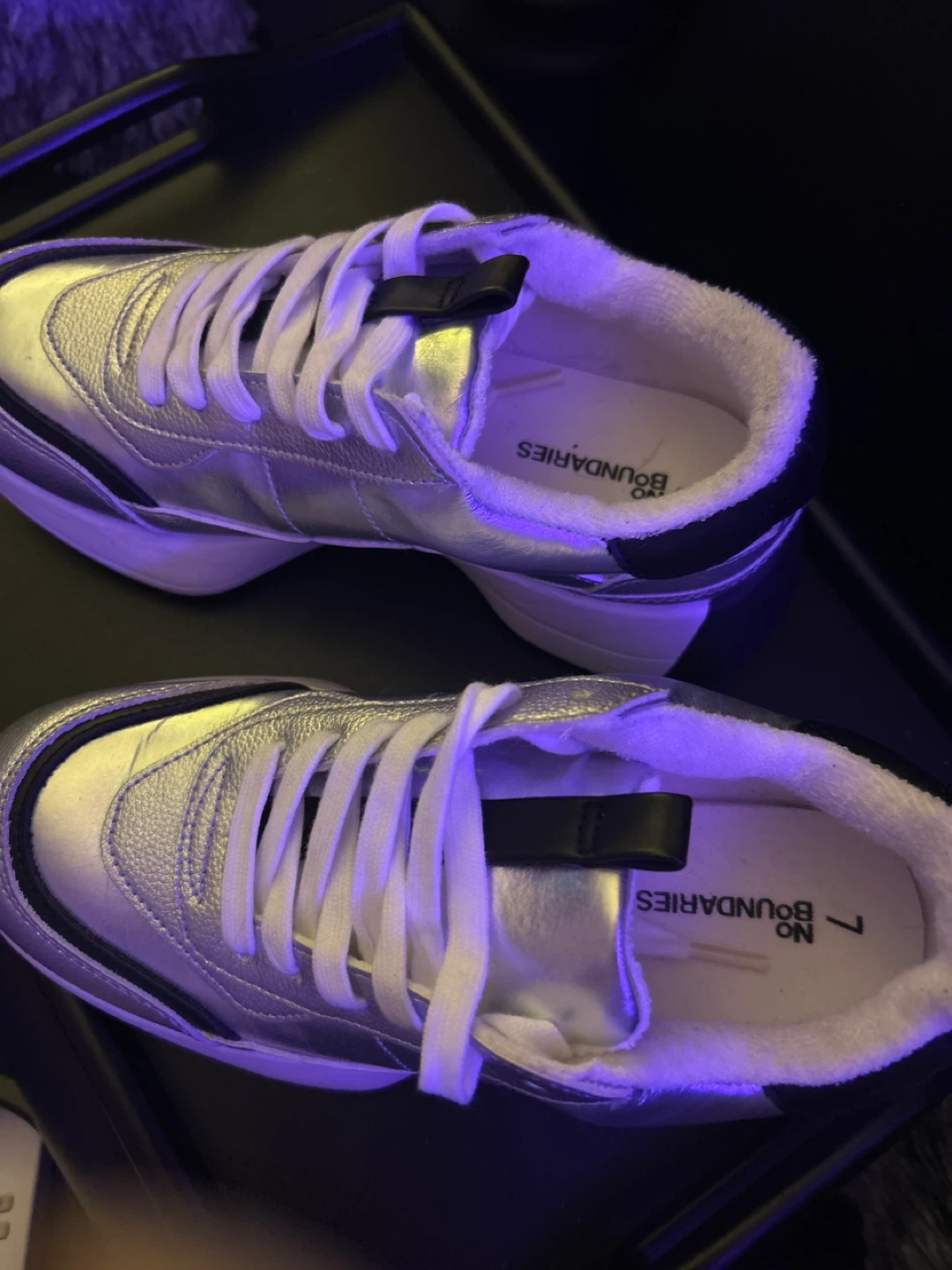 No Boundaries Women's Silver Sneakers - photo 2