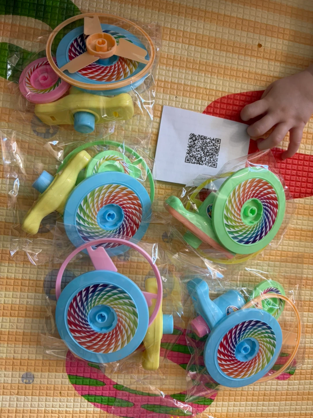 Spinning Tops Toy Set (5packs) - photo 2