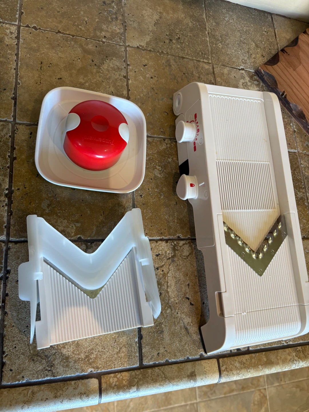 Tupperware veggie slicer