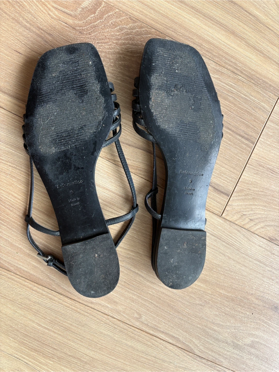 Reformation Black Strappy Flat Sandals Size 9 - photo 4
