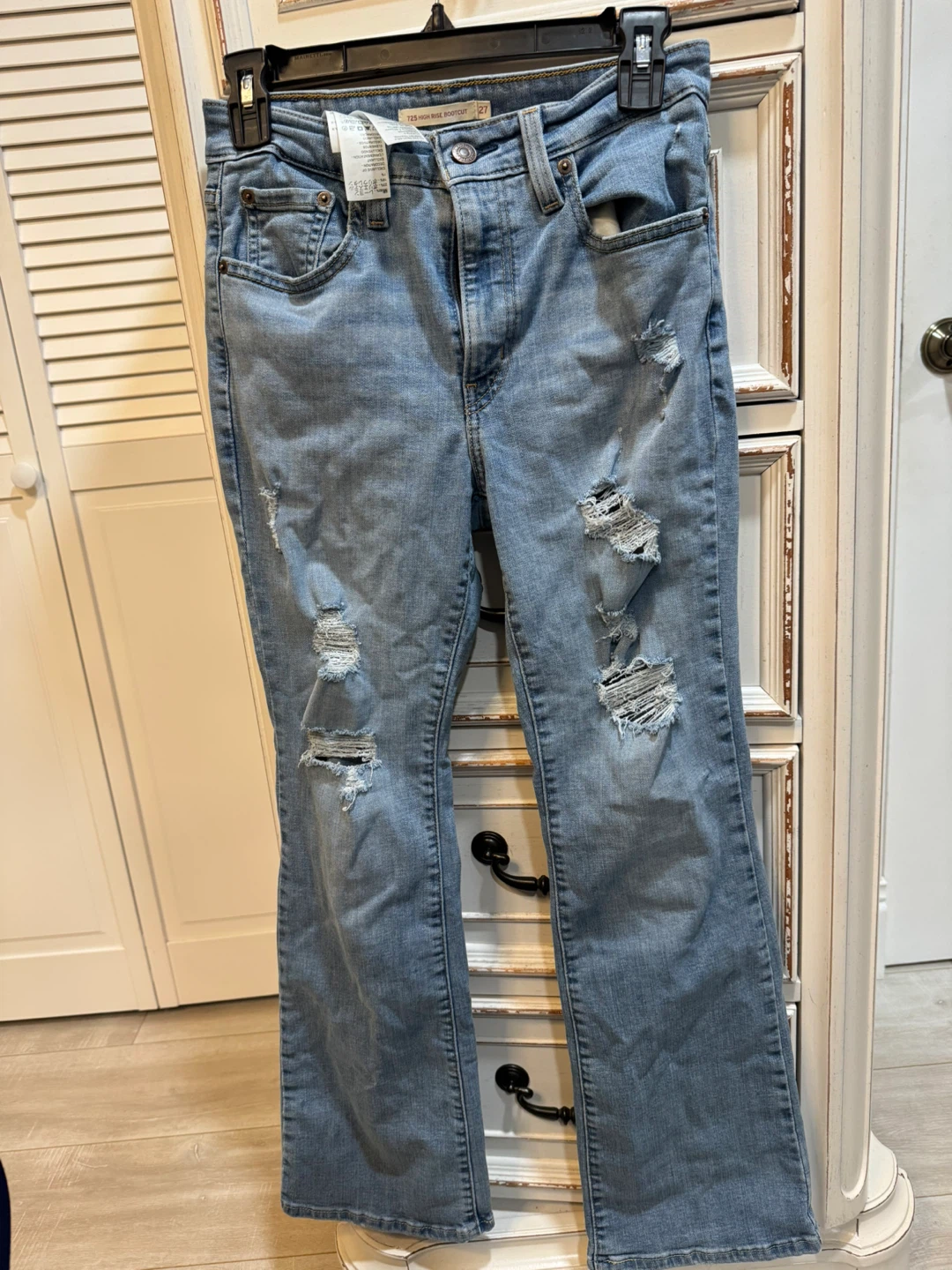 Levi's 725 High Rise Bootcut Jeans Size 27 - photo 2