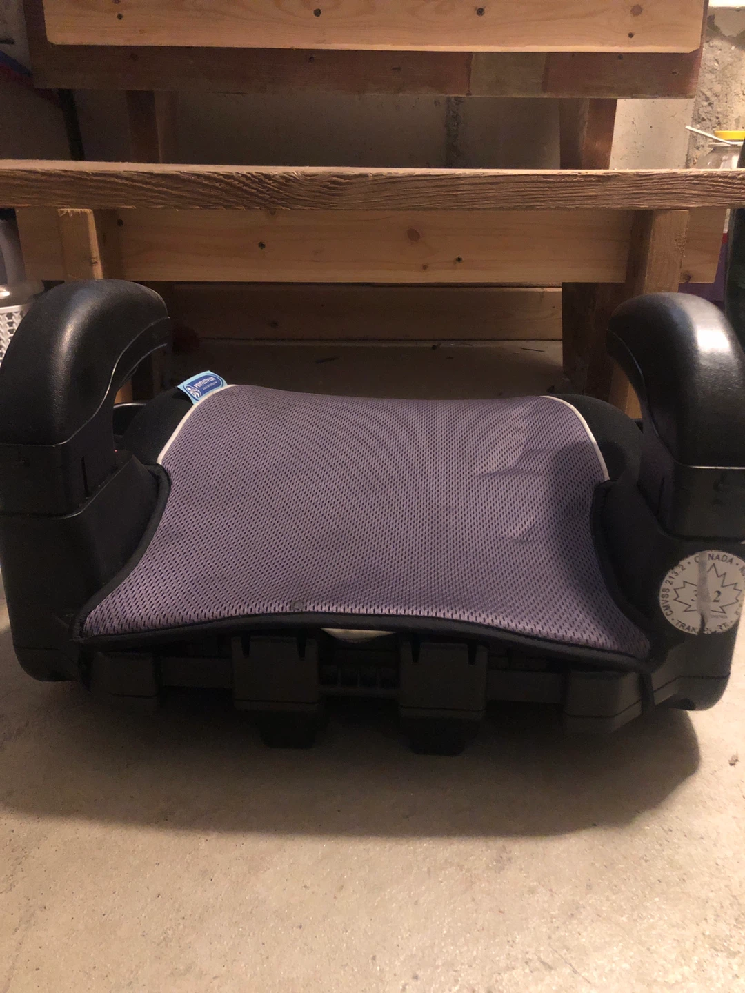 Graco Booster Seat - photo 4