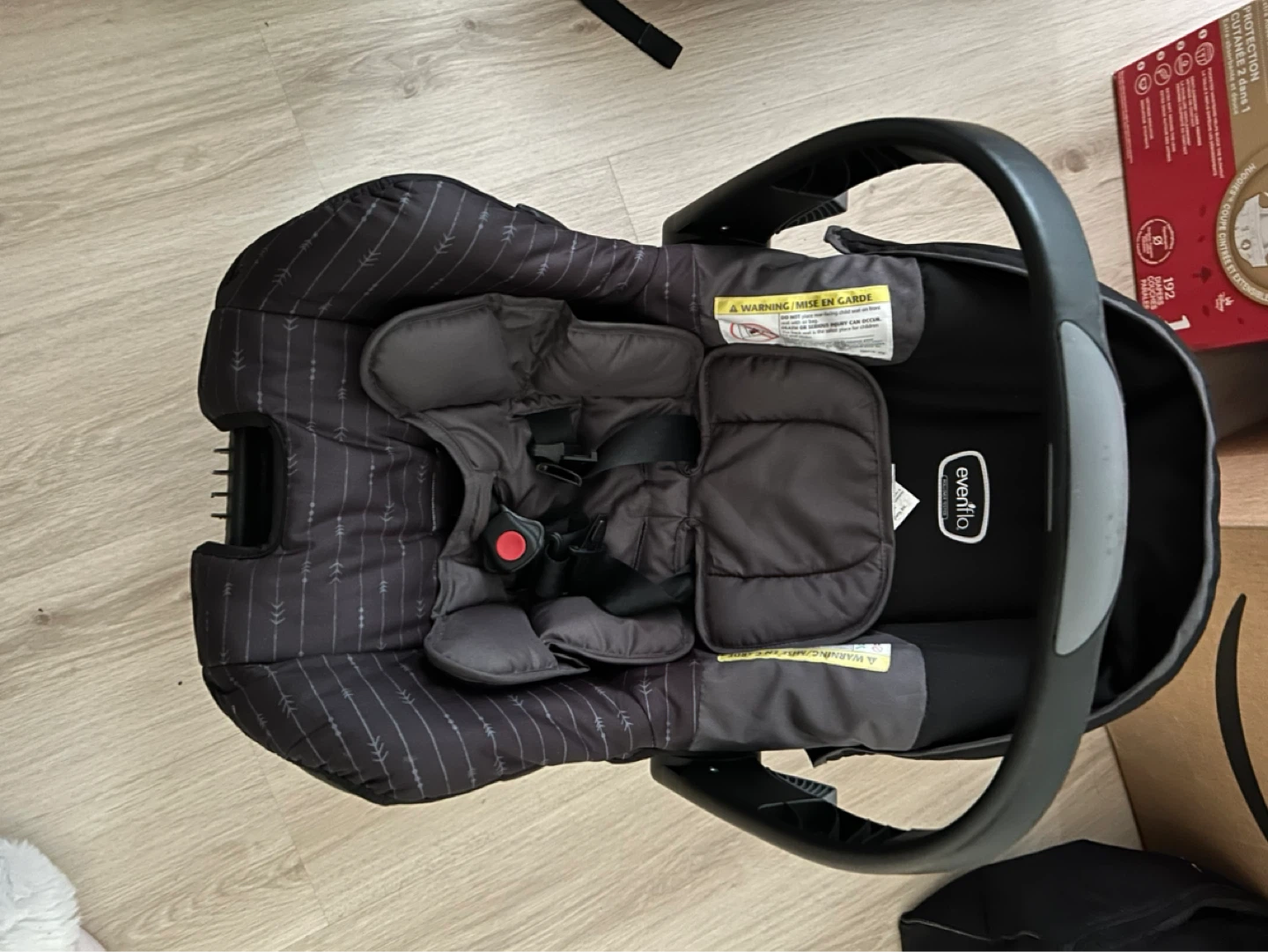 Evenflo Nurture Infant Car Seat + Base - photo 2
