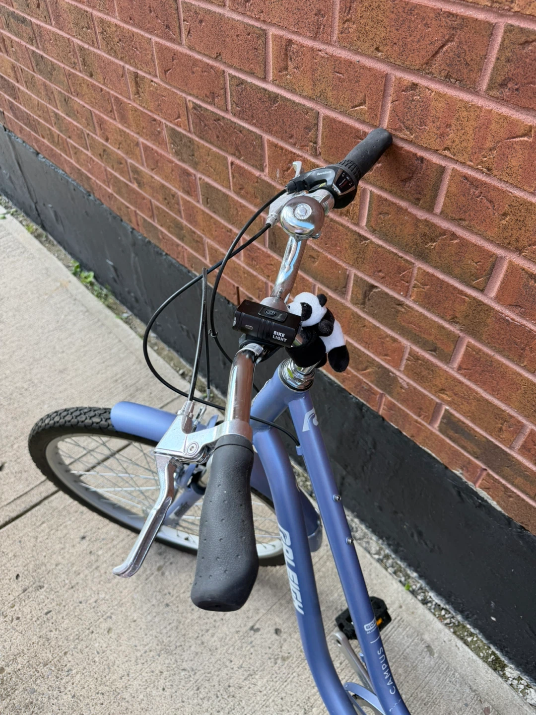 Raleigh Women's Cruiser Bicycle - photo 2