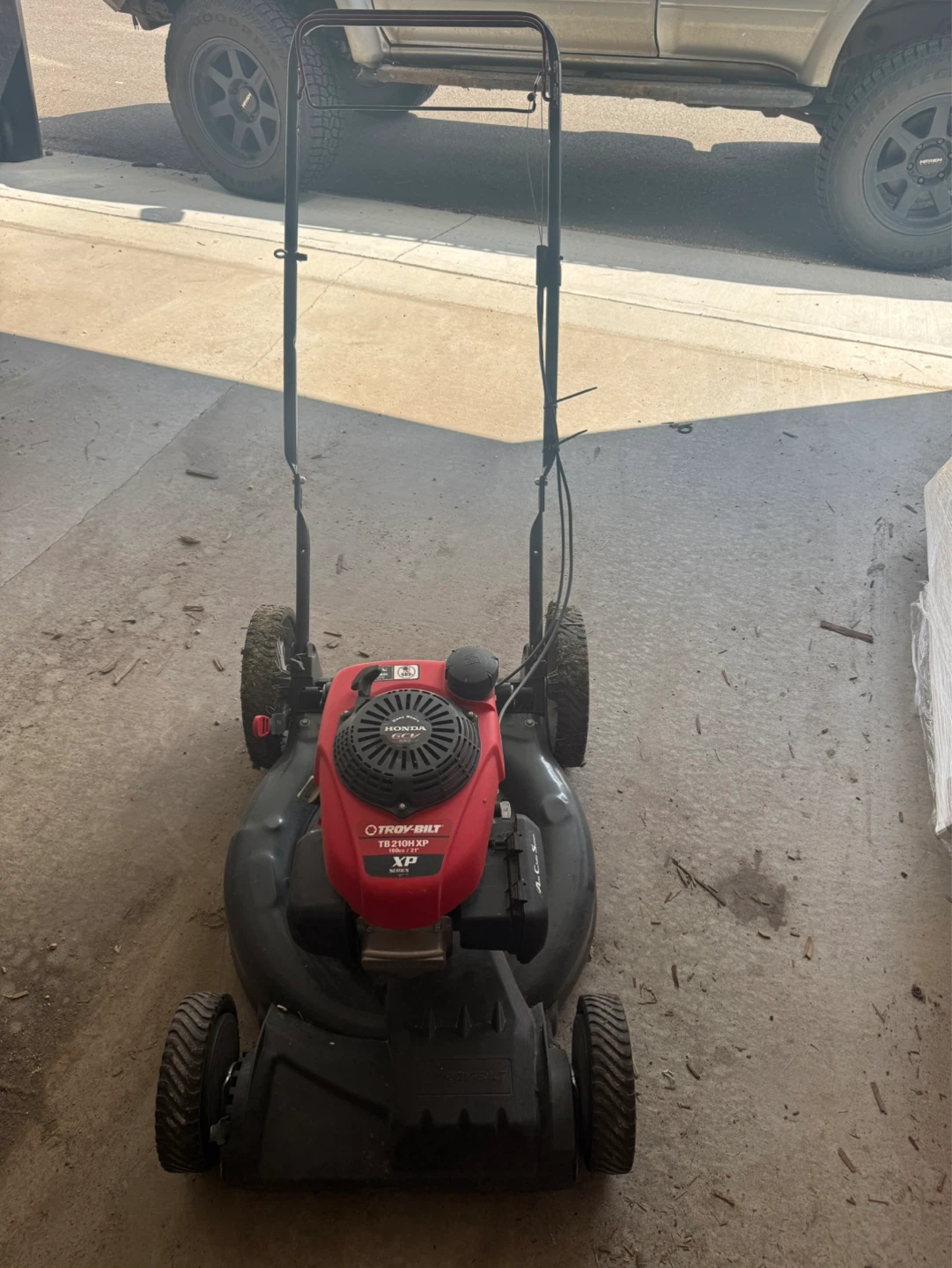 Troy-Bilt TB210H XP Self-Propelled Lawn Mower - photo 2