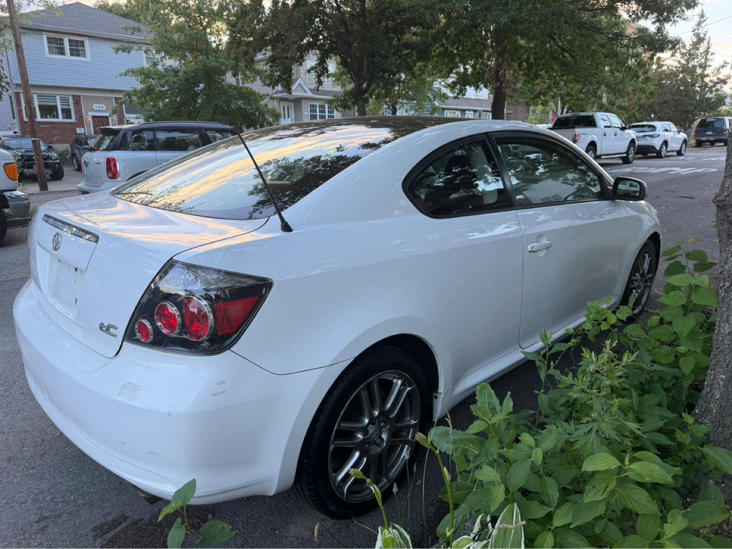 White Scion tC Coupe - photo 4
