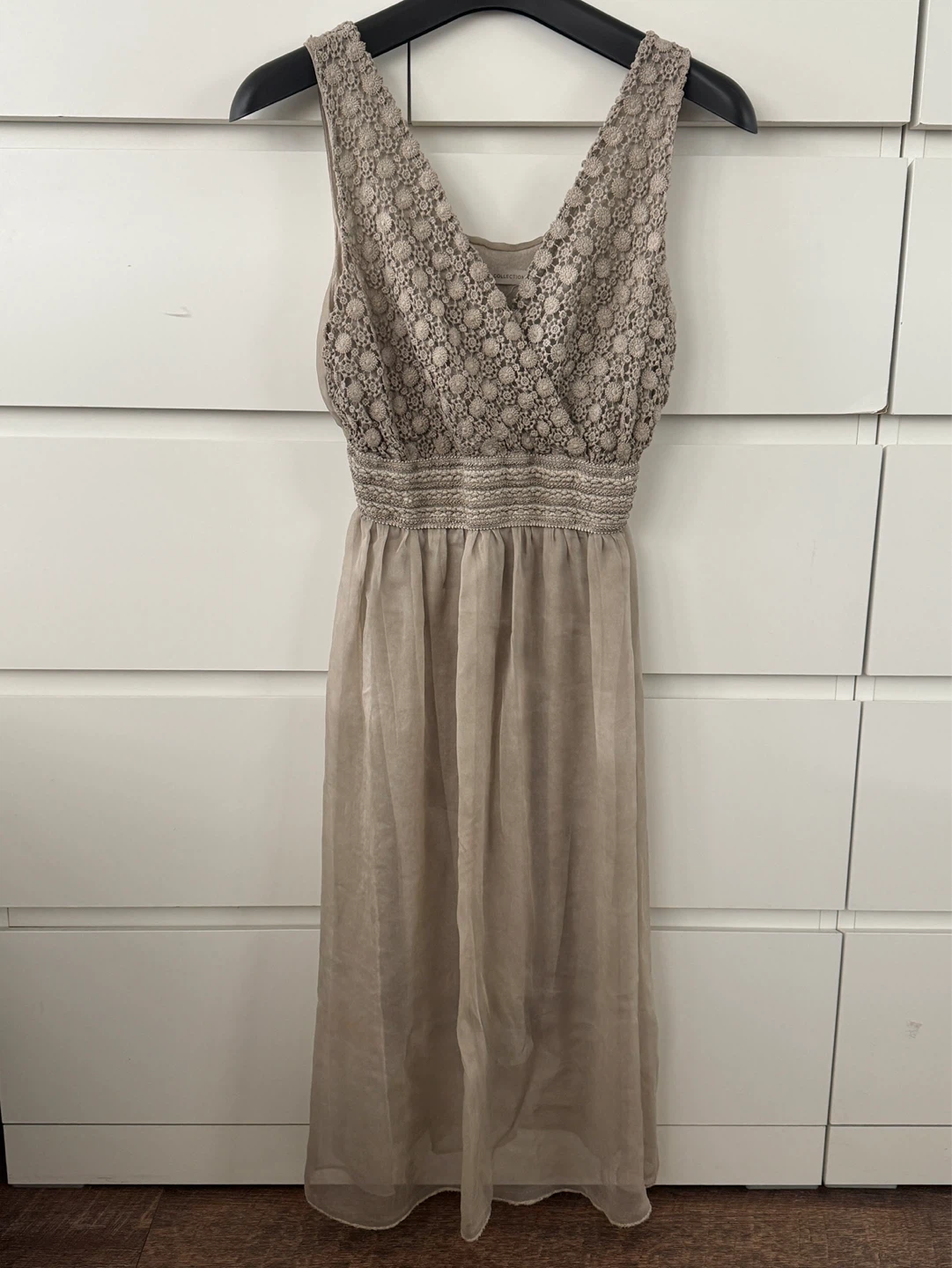 Sleeveless Lace Top Dress - Beige