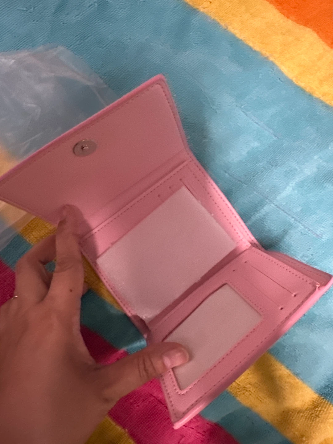 ⚽️ Hello Kitty Pink Trifold Wallet - photo 2