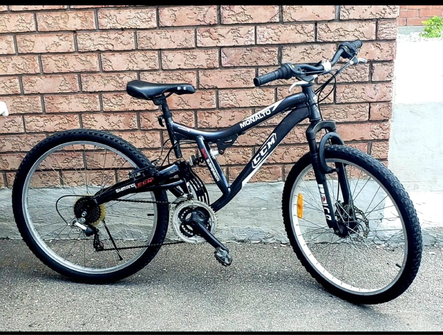 CCM Monalto Dual Suspension Mountain Bike