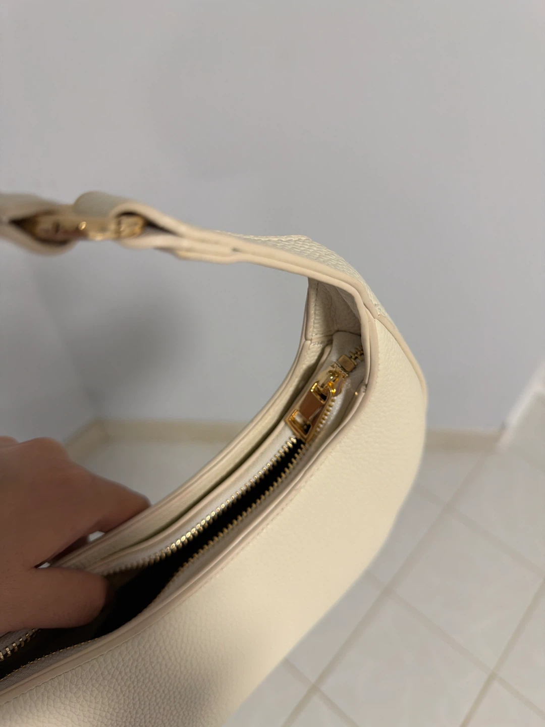 Cream Shoulder Bag - photo 2