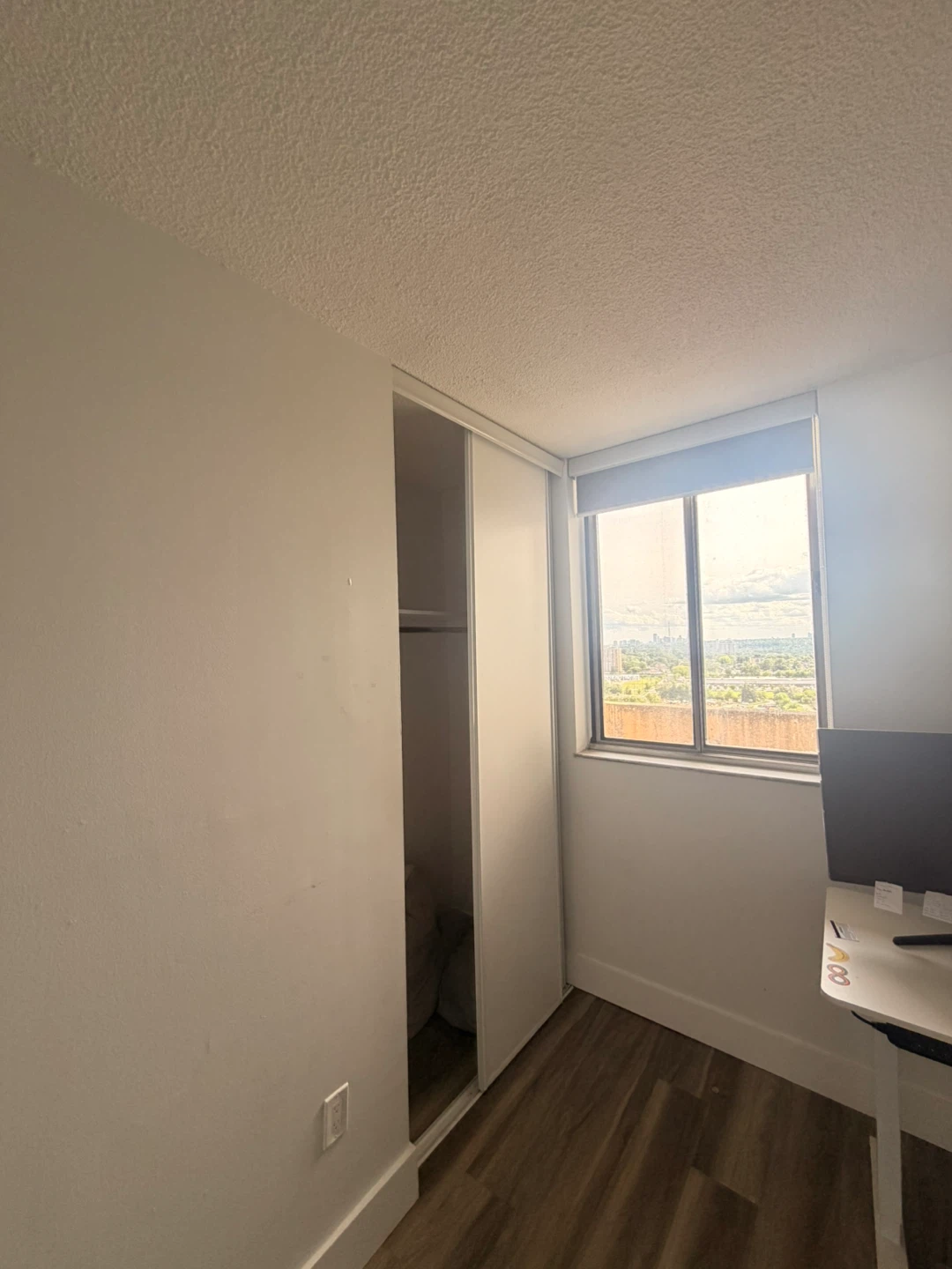 Room for rent - photo 2