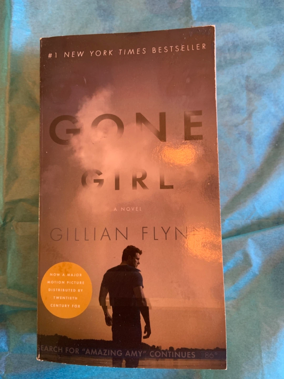 Gone Girl by Gillian Flynn Paperback Novel
