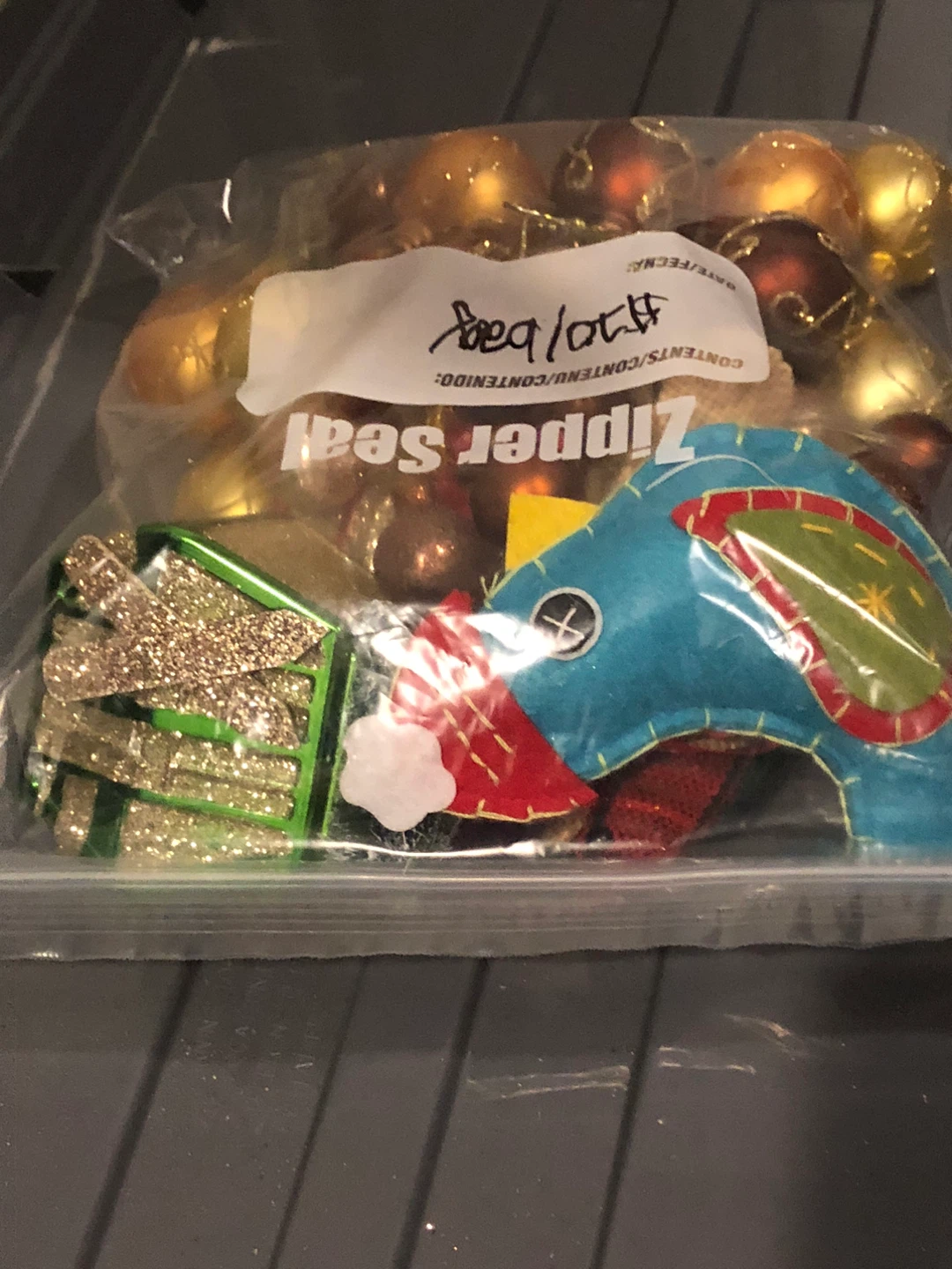Bag of Assorted Christmas Ornaments ⚽️ - photo 2
