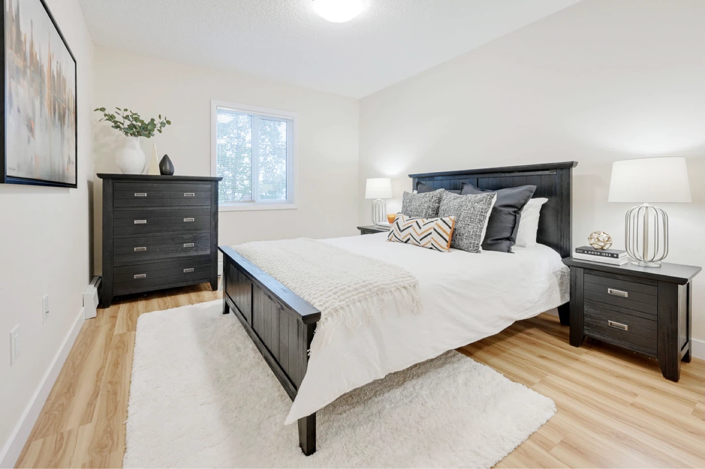 Spacious 2Bed 2Bath apartment for rent-Available for July 1st - photo 2