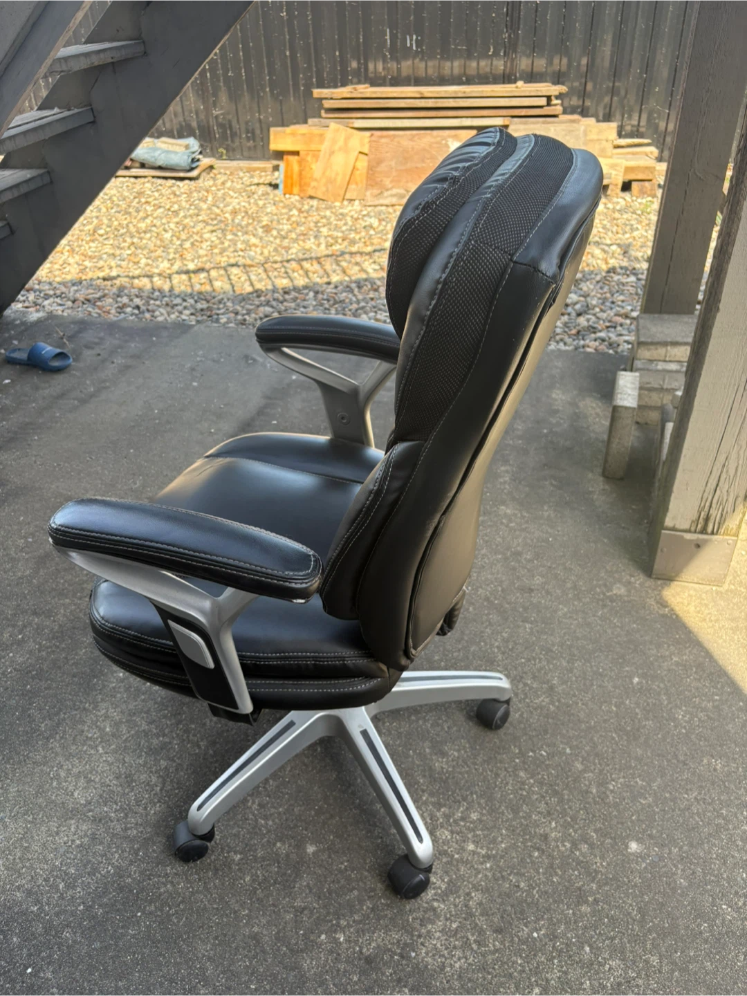 Black Faux Leather Office Chair - photo 4