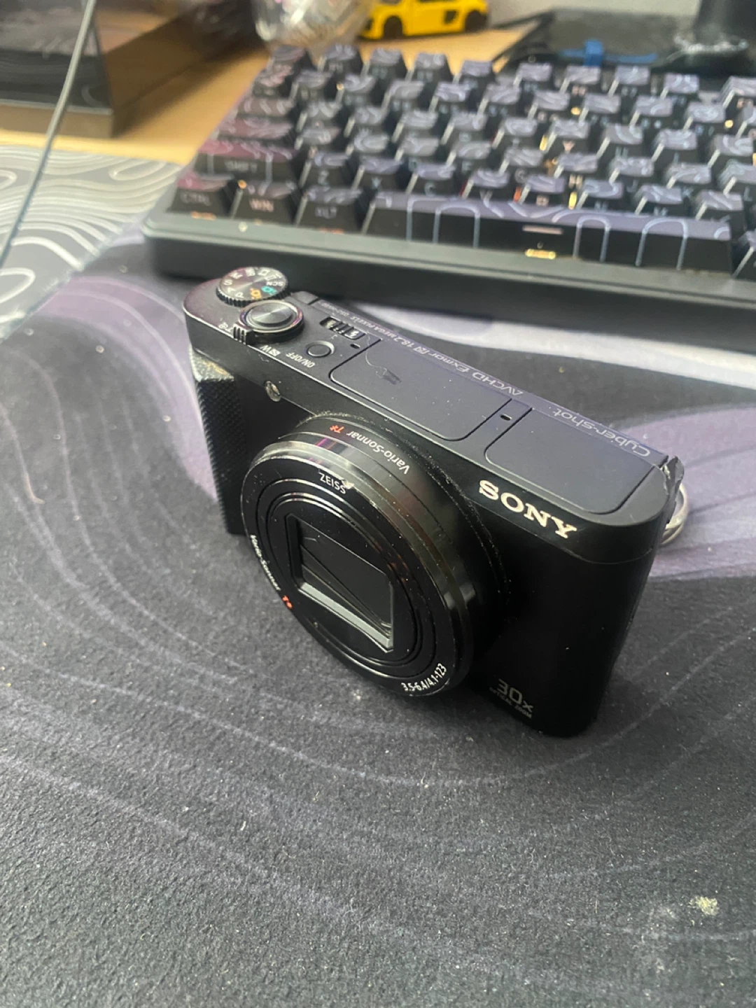 Sony HX80 Compact Camera – Fully Working, Good Condition - photo 4