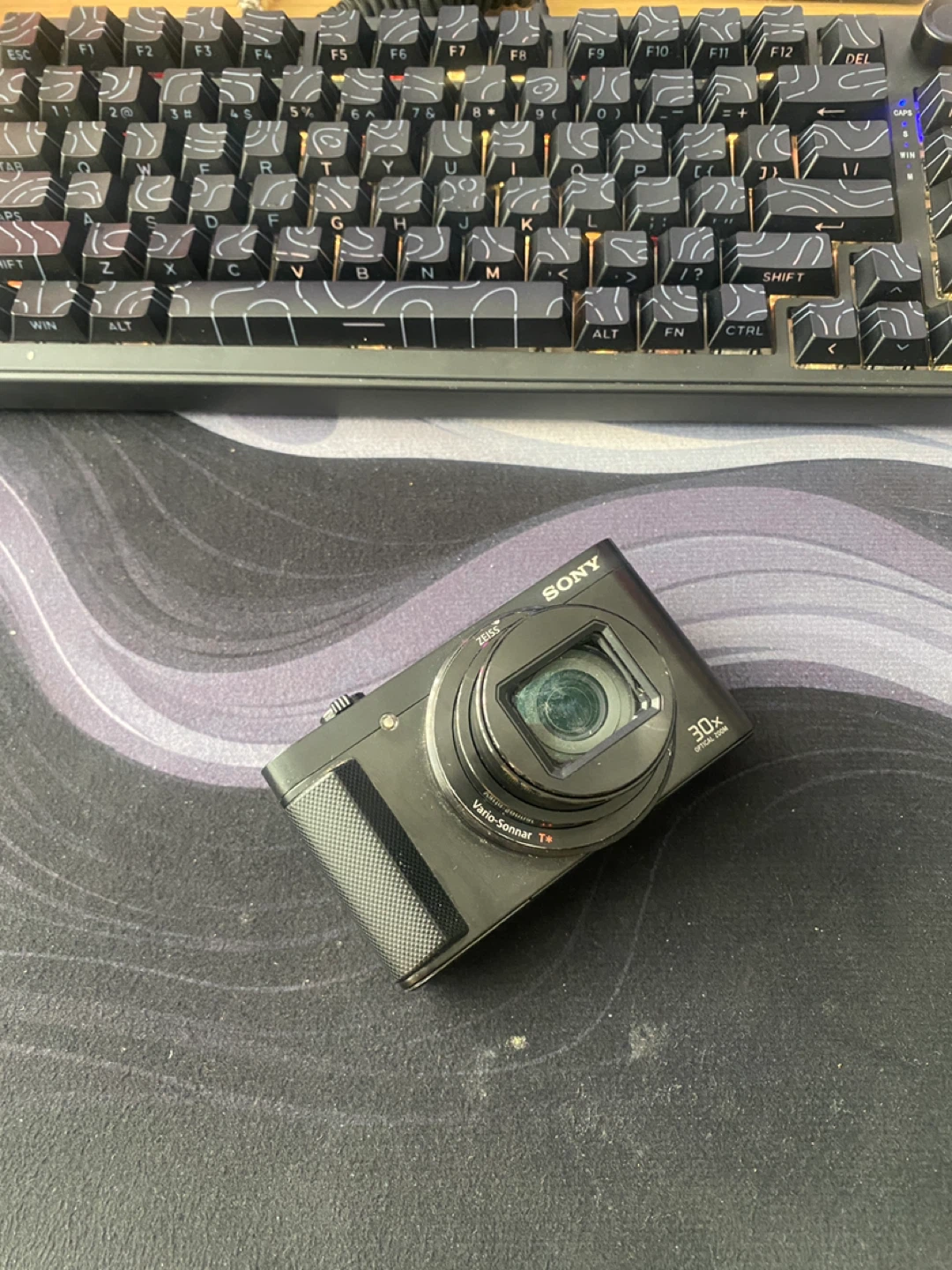 Sony HX80 Compact Camera – Fully Working, Good Condition
