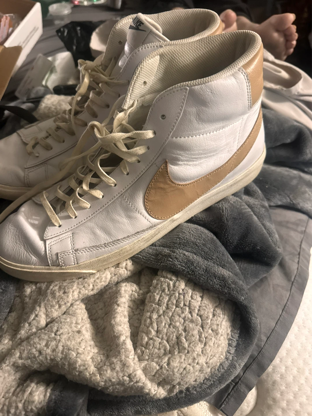 Nike Blazer Mid '77 Vintage Shoes White Tan