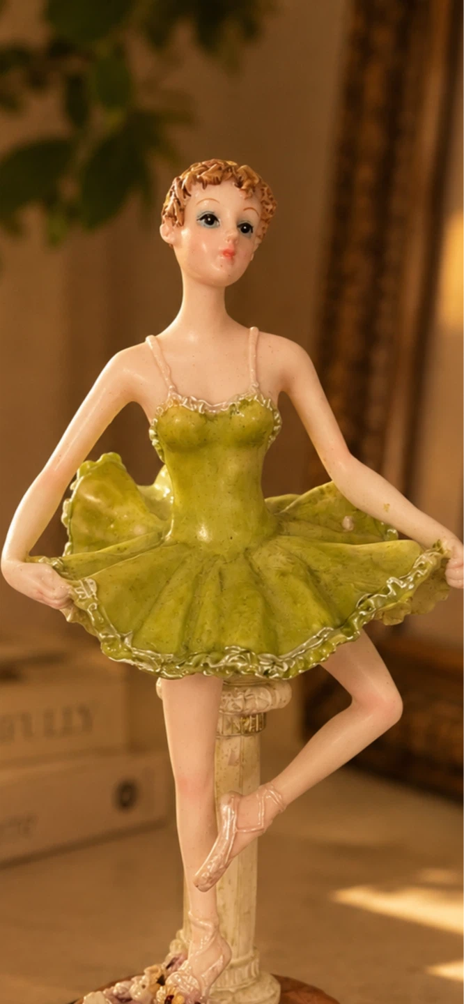 Adeline Collection Ballerina Figurine - photo 2