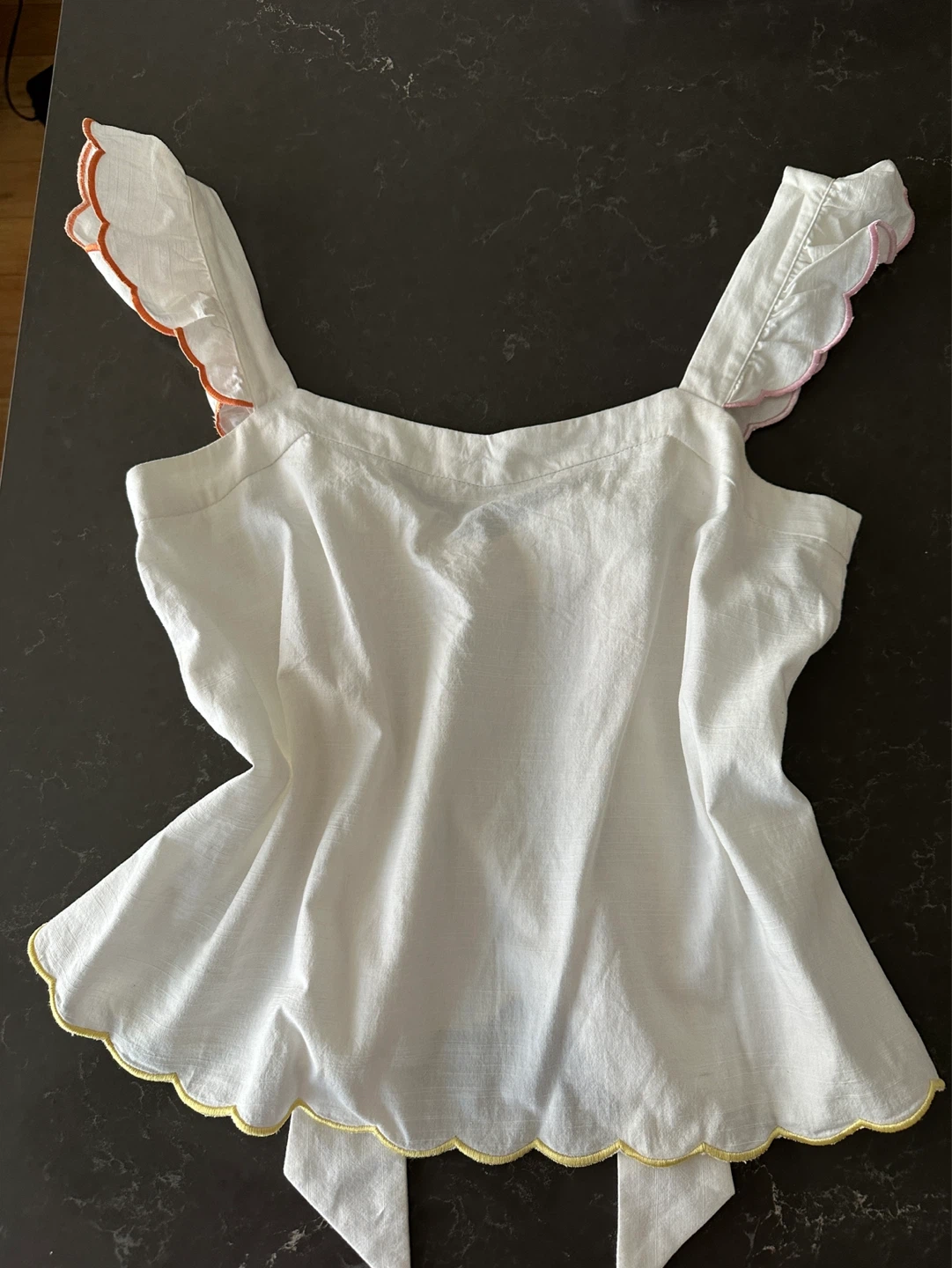 Cute Summer White Top with Ruffle Sleeves