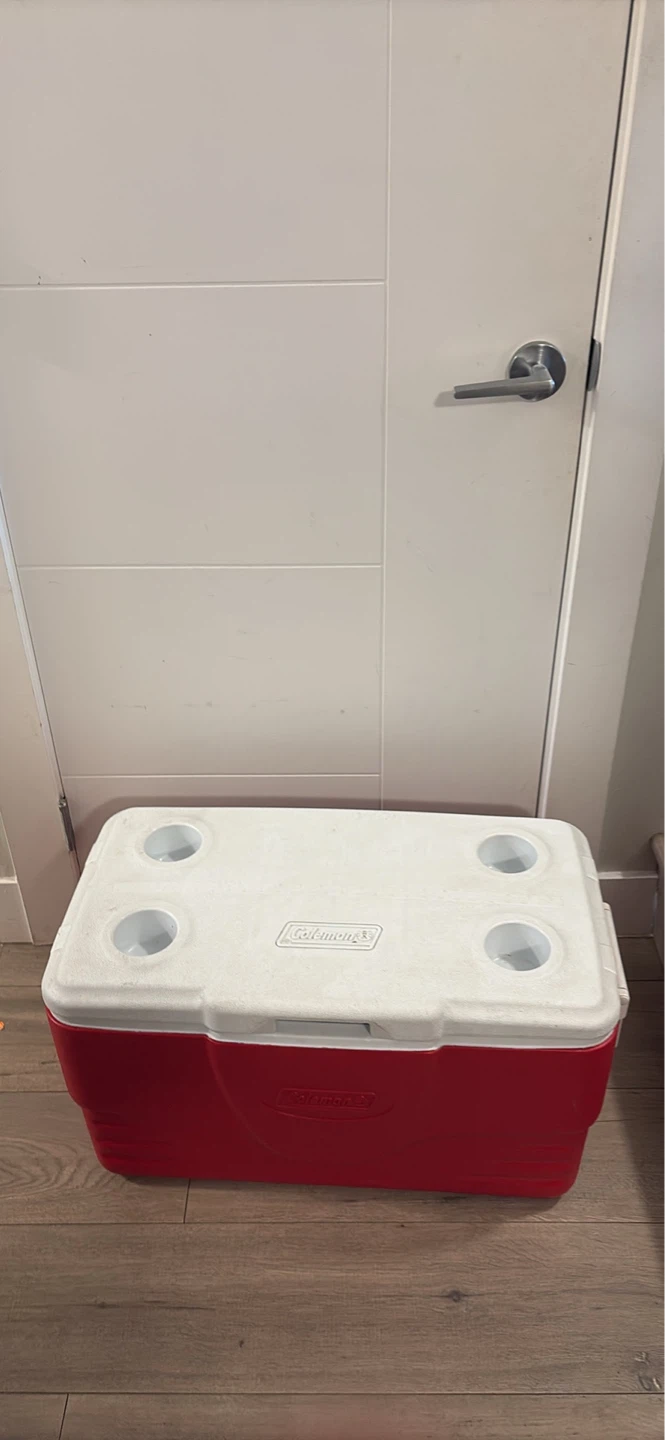 Coleman Cooler - Red/White