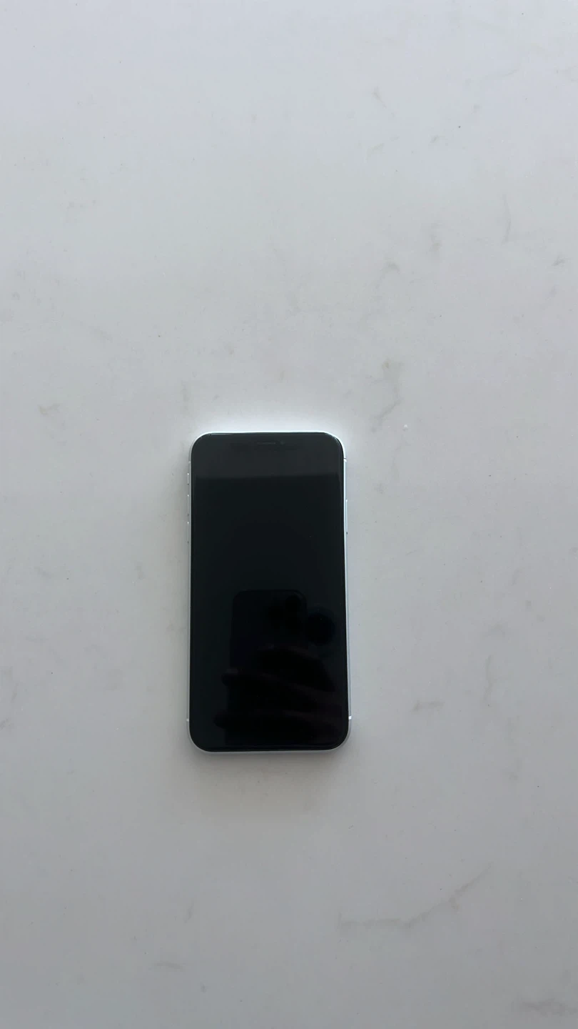 $165 UNUSED iPhone XR 64GB 95% Battery Health - photo 5