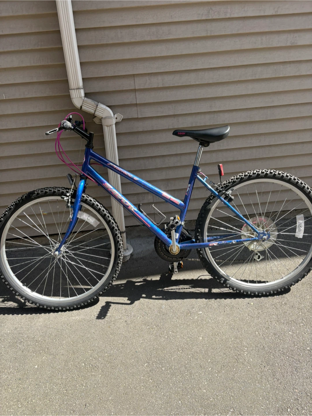 3 Adult Bikes-  Magna , deVinci, Savoy - photo 3