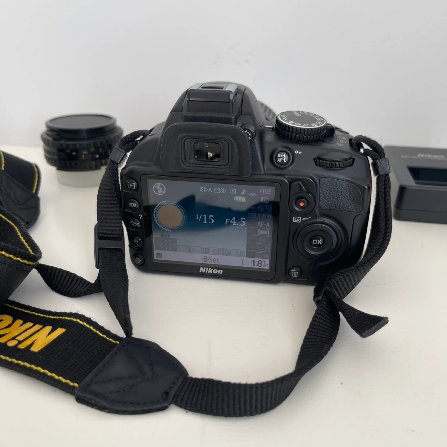 Nikon D3100 DSLR Camera Kit + 2 Lenses - photo 3