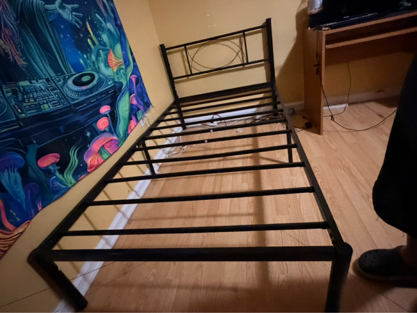Metal Bed Frame - photo 2