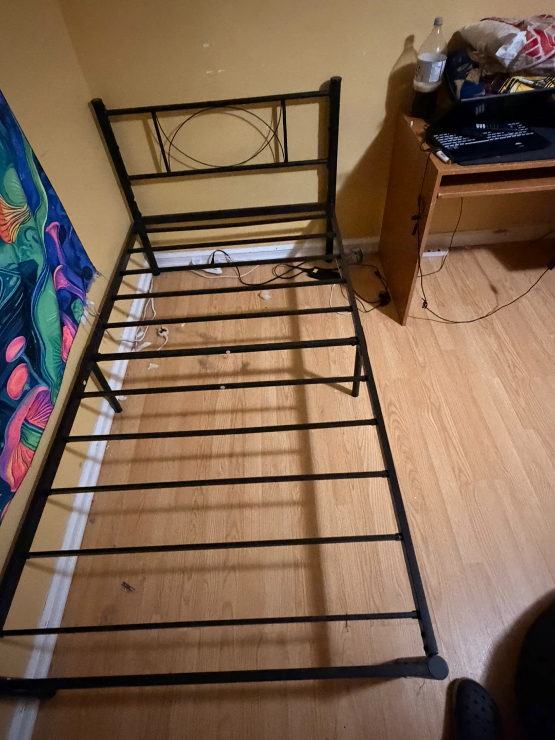Metal Bed Frame - photo 3