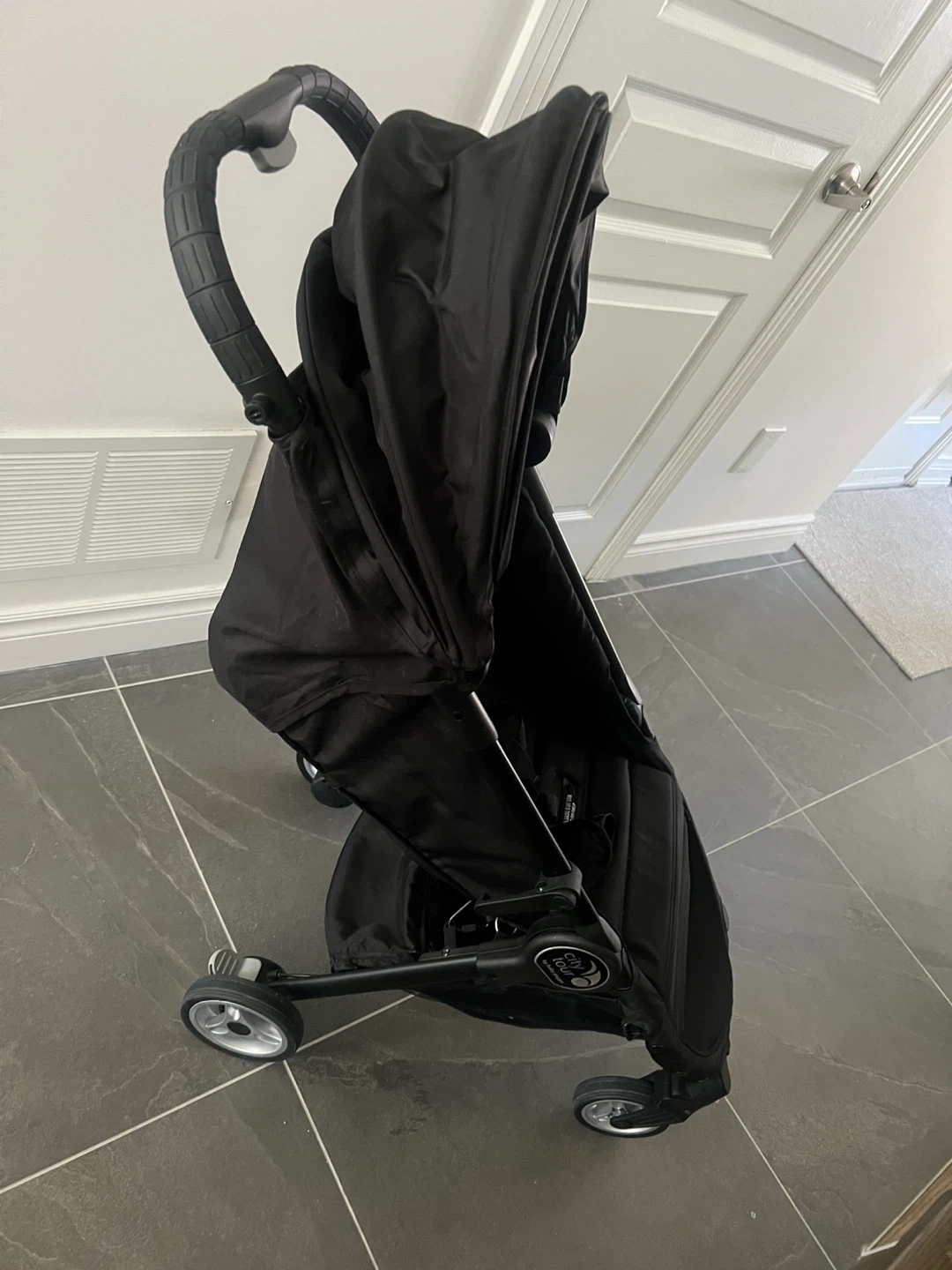 Baby Jogger City Tour Stroller - photo 4