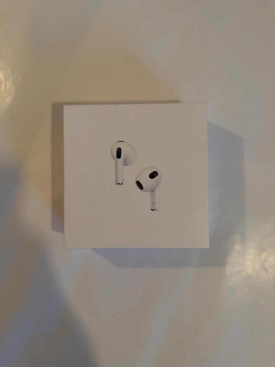 Apple AirPods (3rd Gen) with Lightning Charging Case