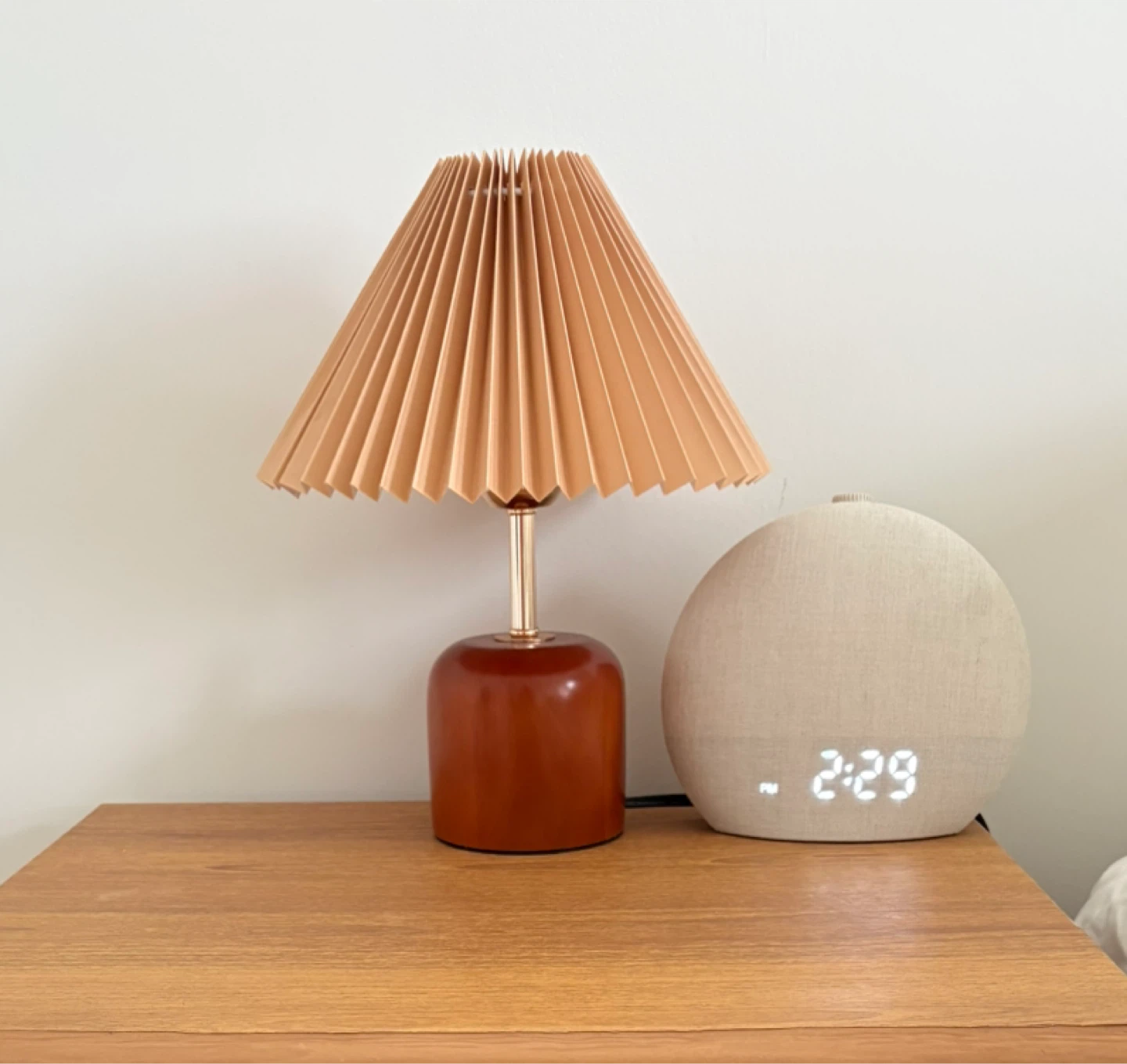 Pleated Shade Table Lamp